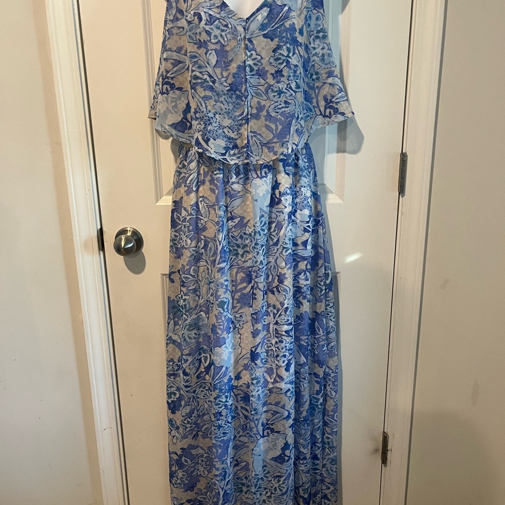 bobeau Blue and White Floral Maxi Dress